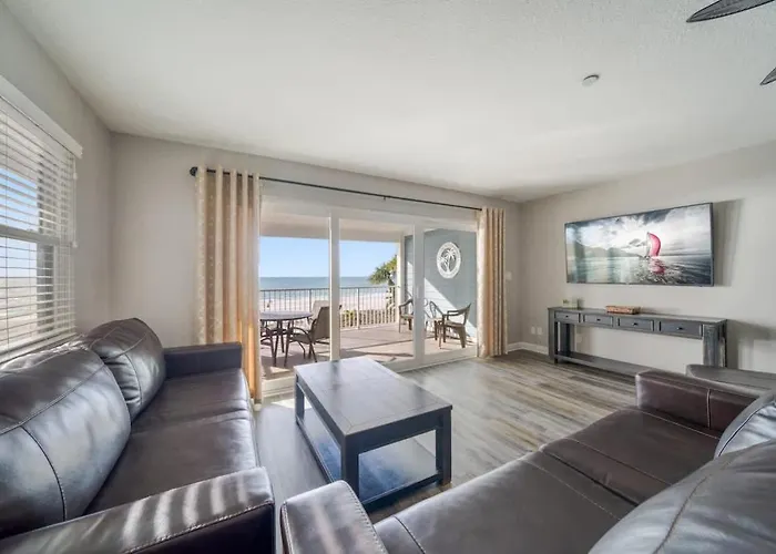 Four Shores Unit 1 Direct Gulf With Pool & * Clearwater Beach