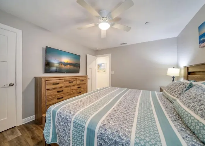 Four Shores Unit 1 Direct Gulf With Pool &