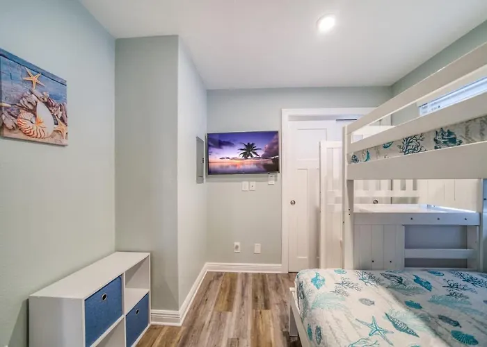 Four Shores Unit 1 Direct Gulf With Pool & Ferienhaus Clearwater Beach
