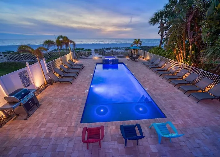 Four Shores Unit 1 Direct Gulf With Pool & Clearwater Beach