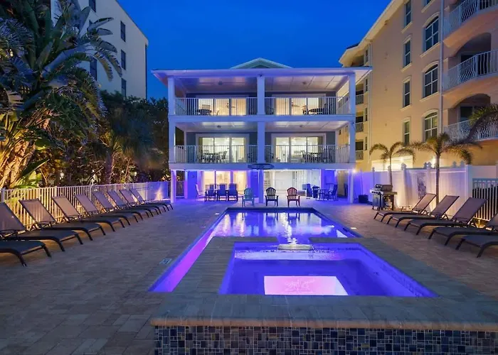 Four Shores Unit 1 Direct Gulf With Pool & Ferienhaus